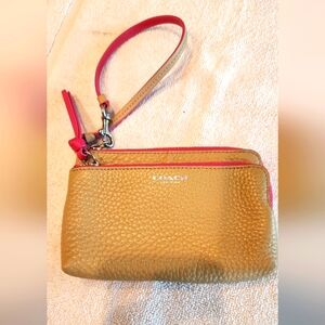Coach Wristlet Change Purse 4 x 6 tan with pi k trim